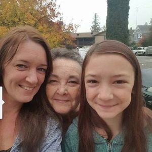 Meet your Posher, Deborah